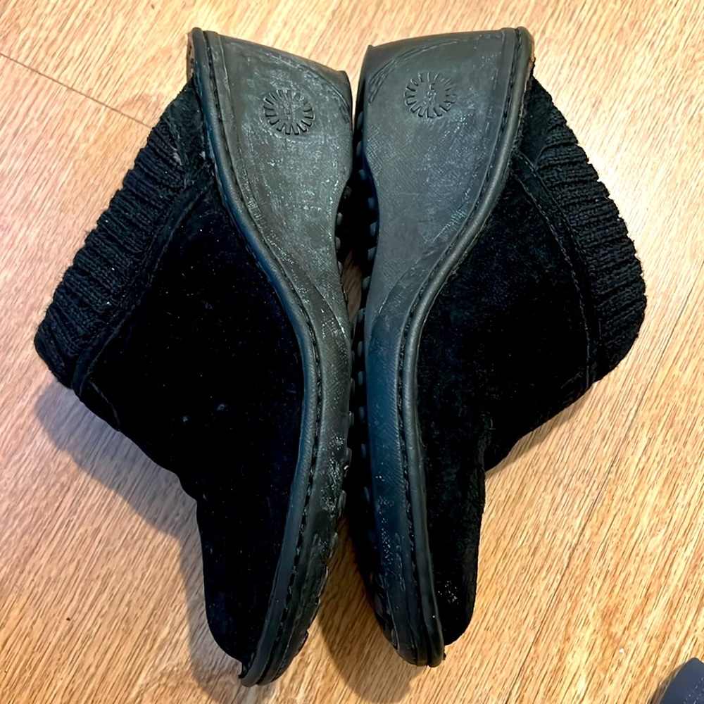 UGG Gael wedge mules in black suede, featuring a knit collar /shearling lining - Picture 5 of 5